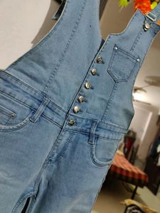 Dungaree