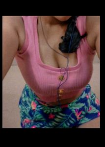 Barbiecore Pink Crop Top | K-pop Y2KVibes💓💓🌸🌸