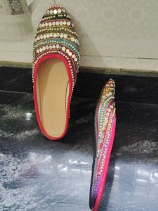 Embroidered Jutti Shoes