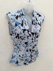 S Size SlimFit Top For Girls Sleeveless