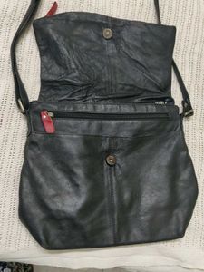 Chic Black &amp; Red Crossbody Bag