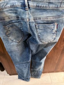 Good Jeans Usually Skin Fit