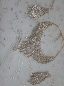 Glamorous Rhinestone Collar Necklace