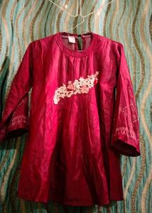 ✨♥️Fashion Maroon Top♥️✨