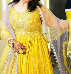 Heavy gown