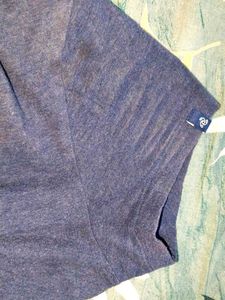 Jockey Navy V-Neck Tee - Size M