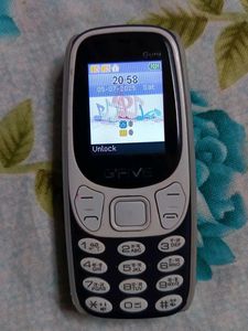 G&#39;Five Keypad Mobile Phone