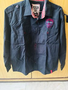 Columbia Button-Down Shirt