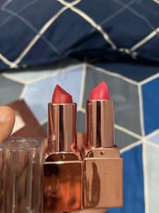 Pack Of 2 Kiss Pretty Lipstick