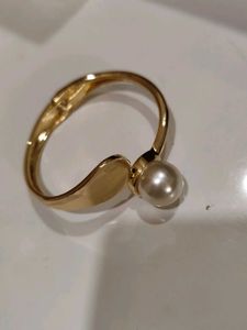 Pearl Bracelet