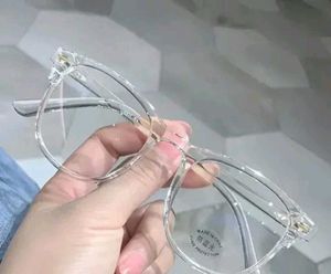 "Invisi-Chic" -Sleek AF- Crystal Specs