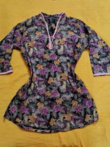 Floral Print Short Kurti