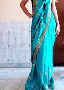 PRICEDROP Embroidery Border Mirror Work Saree
