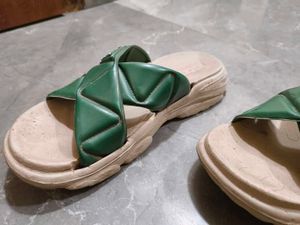 Slipper