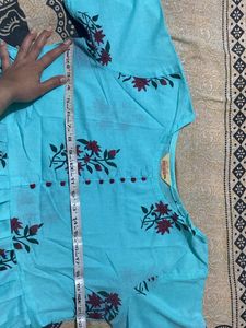 Woman Kurta And Pant Set