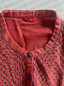 Sleveless Kurta From W