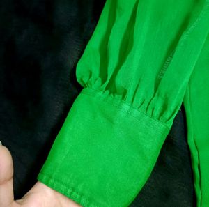 New Amazing Green Top For Girls💚🖤