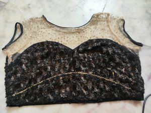 Net And Velvet Border Saree With Desiner Blouse
