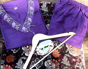 Suit Set Emroidery V Neck
