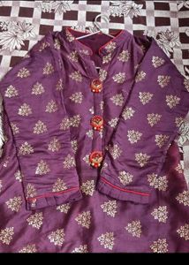 Ladies/Girls Kurti with Leggings