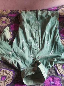 Stylish Green Patterned Shirt m size best shir