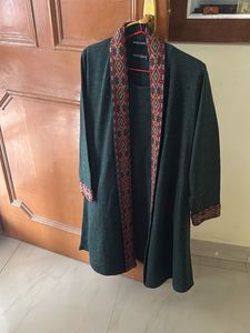 Women Sleeveless Kurti With Beautiful Shrug