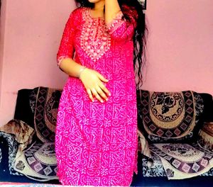 Pink💕💕 Kurti