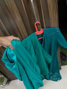 New Soch Green Beautiful Suit Set With Pants