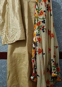 Women&#39;s Being Floral Embroidered Chanderi