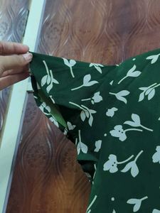 Printed Dark Green Shirt 💚