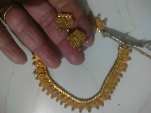Elegant Gold Jewelry Set