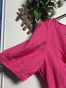 Stylish Pink Twist-Front Top