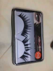 Eyelashes