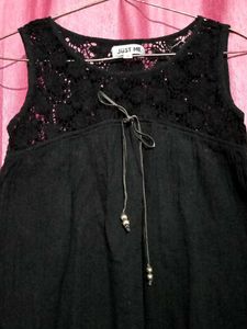 Black TOP