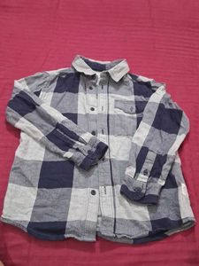 Blue &amp; White Plaid Button-Down