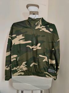 Crop Sweatshirt With Pockets