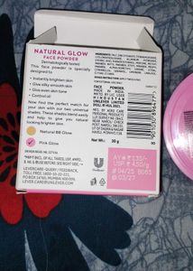 Pond&#39;s Natural Glow Face Powder