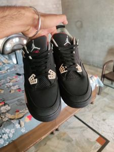 Jordan Retro 4 Black and White