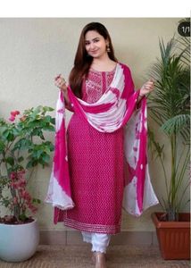 Pink Bandhani Salwar Kameez Set