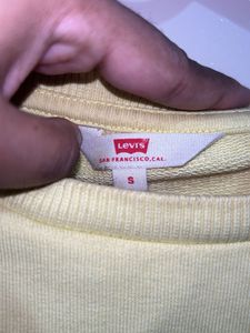 Levi&#39;s Yellow Sweatshirt