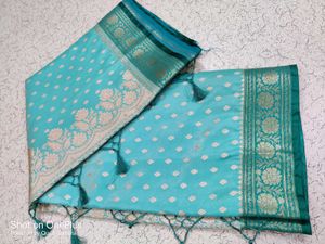 Banarsi Lachha Buti Light Colour Contrast