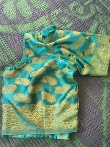 Elegant Green Paisley Saree