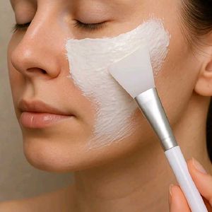 Silicon Makeup Brush