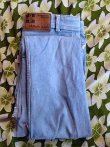Jeans Selling
