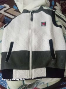 Boy&#39;s Quilted Vest