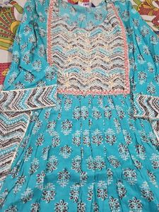 Pillzo Set With Dupatta Size M