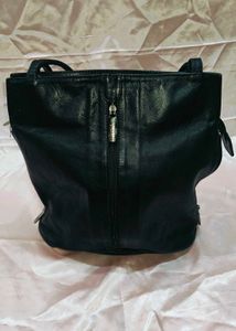 Black Valtini italy bag