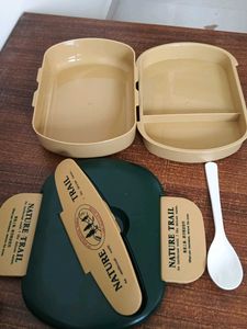 🌲🍱 Nature Trail Dual-Compartment Lunch Box