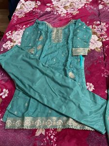 Elegant Teal Kurta Set