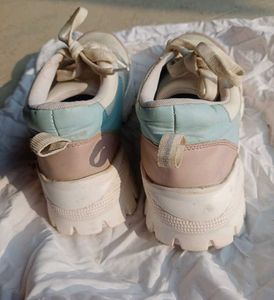 Sneakers For Women
